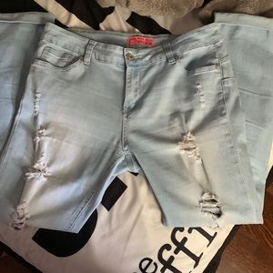 Women’s Ripped Jeans